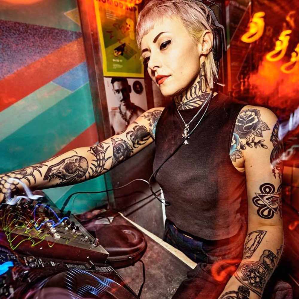 Female Only DJ Courses & Lessons